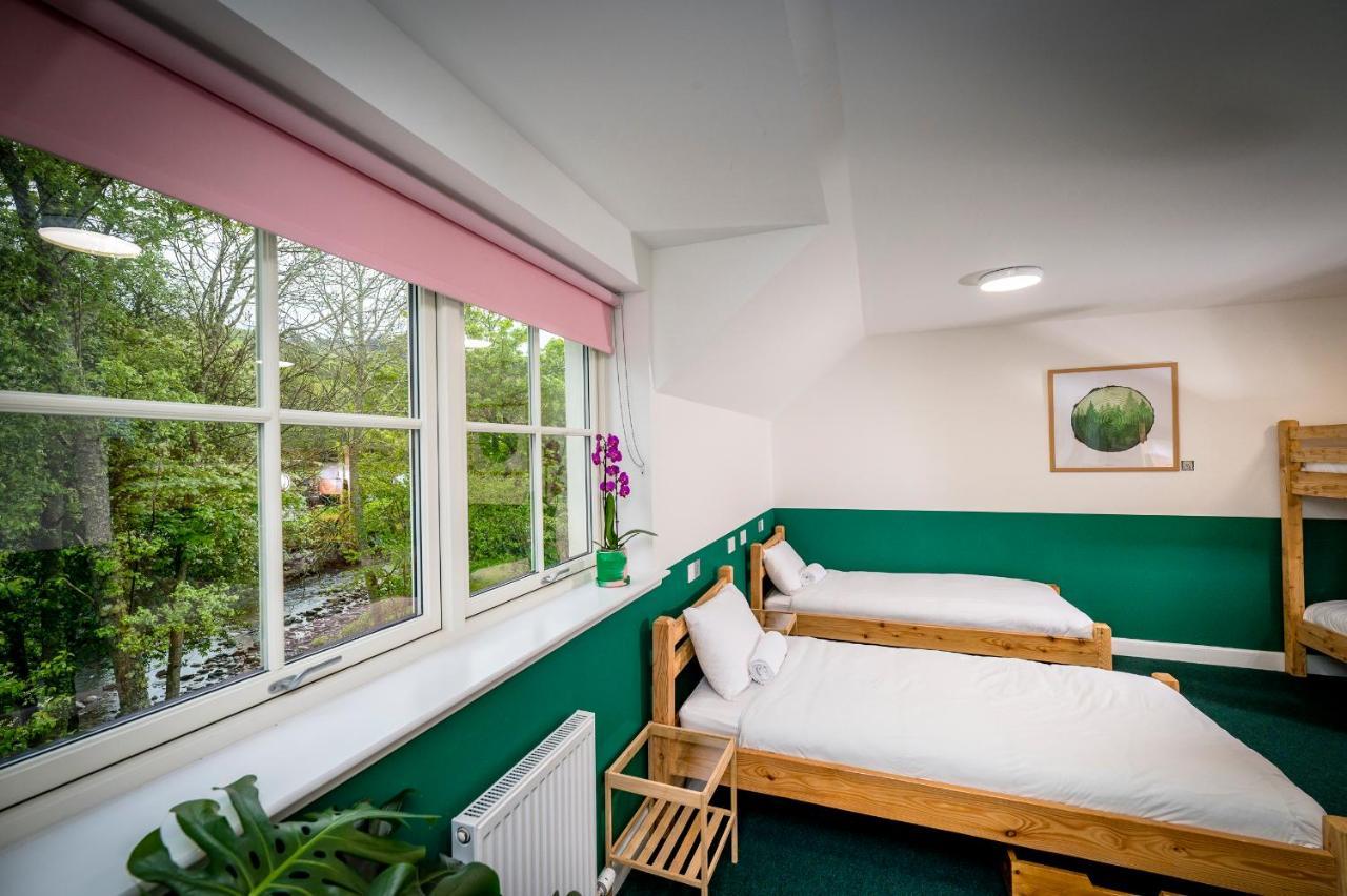 Loch Ness Bunk Inn Drumnadrochit Extérieur photo